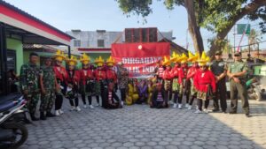 CFC Dan Gerak Jalan Unik di Kec.Cermee, Persit 0822/16 Tampilkan Busana Marlena