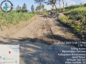 Pelaksanaan Proyek Pemeliharaan Pengaspalan Jalan Di Desa Suling Kulon Bondowoso Tanpa Papan Nama