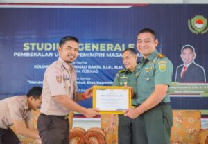 Dandim 0421/Ls Berikan Pembekalan Kepemimpinan Kepada Pelajar SMA Kebangsaan