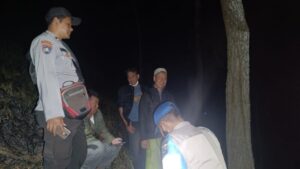 RPH Pakisan bersama Forkopimcam Dan Pihak Polsek Tlogosari, Berhasil Padamkan Karhutla Di Petak 106