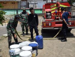 HUT TNI Ke-78, Kodim 0822 Bersama Pemkab. Bondowoso Salurkan Air Bersih