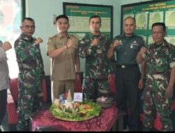 Danposramil 12 Menerima Ucapan Selamat HUT TNI Ke-78 Dan Potong Tumpeng Dari Camat Ijen Bondowoso