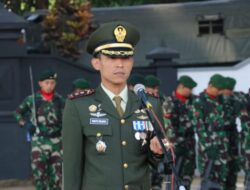 Letkol Inf Rinto Wijaya pimpin Upacara di Makam Pahlawan Bondowoso dalam Rangka Memperingati HUT Ke – 78 TNI
