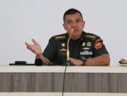 Kabidkumin Terham Gelar Penyuluhan Hukum di Yonif Raider 514/SY Bondowoso