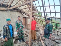 Hujan disertai Angin Kencang Terjang Desa Lanas Botolinggo, Salah Satu Rumah Warga Rusak Berat