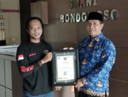 SMKN 1 Bondowoso Mendapat Piagam Penghargaan Dari PT SIBERNEWS MULTIMEDIA,Berikut Kata Kepala Sekolah