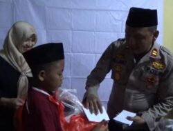 Polsek Maesan Bondowoso Isi Malam Tahun Baru Dengan Santuni Anak Yatim Piatu