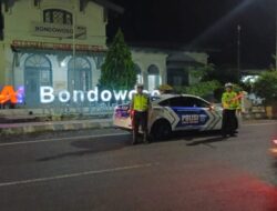 Patroli Malam Bulan Ramadhan, Polres Bondowoso Cegah Gangguan Kamtibmas dan Kenakalan Remaja
