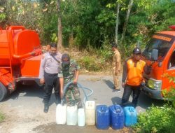 Peran Aktif Babinsa Botolinggo Bantu Droping Air Bersih