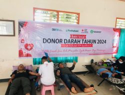 Memperingati HUT RI ke -79, Karyawan KPH Bondowoso Laksanakan Bakti Sosial Donor Darah di PMI Kabupaten Bondowoso