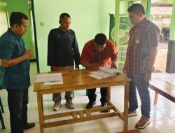 ADM Bondowoso Misbakhul Munir Resmikan Pelantikan Serah Terima Jabatan Asper KBKPH Sukosari di Kantor Asper Sukosari