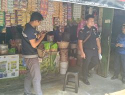 Saat Opgab Satpol PP Bondowoso Sita Rokok Ilegal Merk Larido