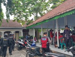 Polres Lumajang dan Brimob Polda Jatim Monitor Proses Rekapitulasi Pilkada Dengan Ketat