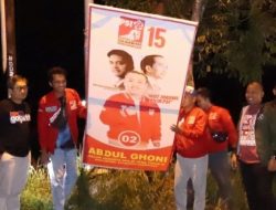 Menjelang Hari Tenang KPU Bondowoso Turunkan APK Baik Pilgub Dan Pilbup