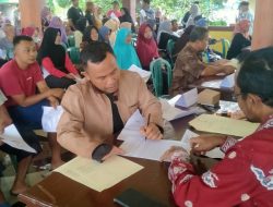Warga Baleasri Magetan, Terima Sertifikat Dalam Program PTSL