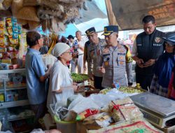 Kapolres Bersama Diskoperindag Sidak Pasar, Cek Ketersedian Bahan Pokok dan Harga Sembako di Pasaran