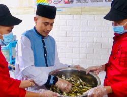 Berikan Layanan Terbaik, Kalapas Sahur Bersama Warga Binaan.