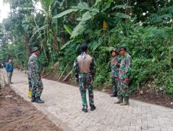 Dandim 0822 Bondowoso Tinjau Progres Pembangunan Jalan Paving TMMD ke-123