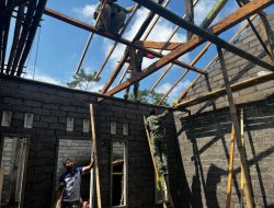 Puluhan Tahun Tidur Beralas Tanah, Rumah P. Marwah Di Rehab Satgas TMMD Kodim 0822