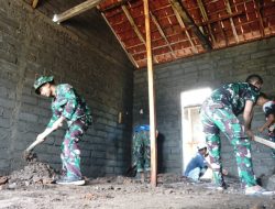 Satgas TMMD 123 Kodim 0822 Bondowoso Beri Kejutan! Rumah Ibu Halima Sadi Hampir Rampung di Tengah Ramadhan