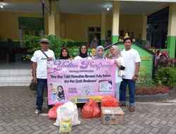 Yuli Anggraeni Berbagi Berkah Ramadan: 150 Paket Takjil dan Nasi Kotak untuk Warga Bondowoso.