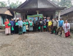 Peduli Pekerja, Perum Perhutani KPH Bondowoso Gelontorkan Bantuan 1081 Paket Sembako