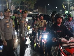 Kepadatan Arus Balik, Kapolres Jember Turun Langsung ke Jalan Bantu Pengaturan Lalu Lintas