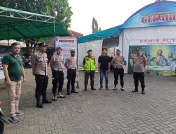 Wujud Toleransi Babinsa: Amankan Ibadah Jumat Agung Umat Katolik Di Bondowoso