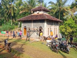 Hari ke-3 TMMD ke-124, Pembangunan MCK di Masjid Nurul Iman Terus Berjalan