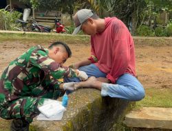 Sentuhan Kemanusiaan Tim Kesehatan Turut Beraksi di TMMD ke-124 Kodim 0422/LB