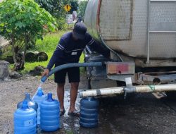 PT. Budi Trijaya Sentosa Distribusikan Ribuan Liter Air Bersih ke Warga Desa Taji kabupaten Magetan