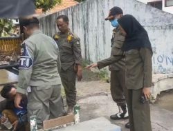 Dua ODGJ Diamankan Satpol PP Situbondo Di Dua Titik