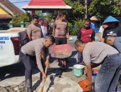 Tidak Perlu Nunggu Anggaran Dari Pemkab,Sambut HUT Bhayangkara Ke 79 Satlantas Polres Bondowoso Laksanakan Penambalan Jalan
