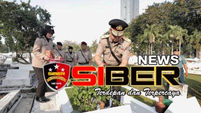 Hari Bhayangkara ke – 79 Polda Jatim Kenang Jasa Para Pahlawan, Ziarah dan Tabur Bunga di TMP