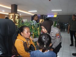 Beri Trauma Healing, Polwan Polresta Banyuwangi Dampingi Korban Selamat KMP Tunu Pratama Jaya