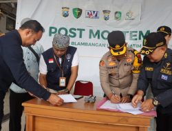 Kembali Polresta Banyuwangi Bersama Tim Gabungan Umumkan Dua Identitas Jenazah korban KMP Tunu Pratama Jaya