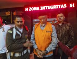 Setelah Diperiksa, Mantan Bupati Sleman Sri Purnomo Ditahan Kejaksaan