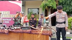 Polres Situbondo Lindas 2.304 Botol Miras Dan 150 Knalpot Brong