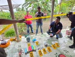 Polres Situbondo Ungkap Praktik Pembuatan Petasan, Amankan 5,1 Kg Bubuk Mercon dan Ratusan Selongsong Kertas