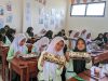 Siswa Antusias Nikmati Makan Bergizi Gratis dari SPPG Koncer Kidul Bondowoso