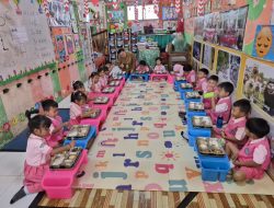 Penuh Ceria! Para Siswa Antusias Nikmati MBG dari Dapur SPPG Maesan 2 Suger Lor Bondowoso