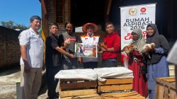 Riyono Caping Perkuat Ekonomi Rakyat Lewat Bantuan Ayam ELBA di Magetan