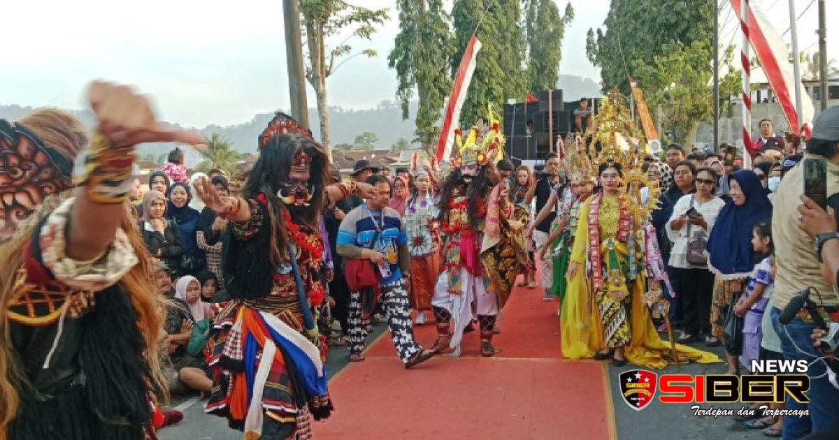 Pawai Budaya Tegalharjo Pecahkan Rekor Waktu? 16 Grup Tempuh 2 Km, Rampung Pukul 22.30 WIB