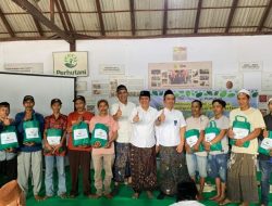 Perhutani KPH Bondowoso Cetak Sejarah: Produksi Getah Pinus 100 Persen, Petani Penyadap Diguyur Sembako dan Hadiah