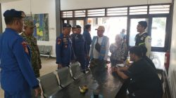 Satpolairud Situbondo Kawal Ketat Arus Balik Haul Sukorejo di Pelabuhan Jangkar, 20 Penumpang Gagal Berangkat