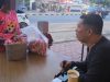 Potret Anak di Bawah Umur Asal Panji Menyambung Hidup Berjualan Makanan Ringan di Jalan Pantura Situbondo